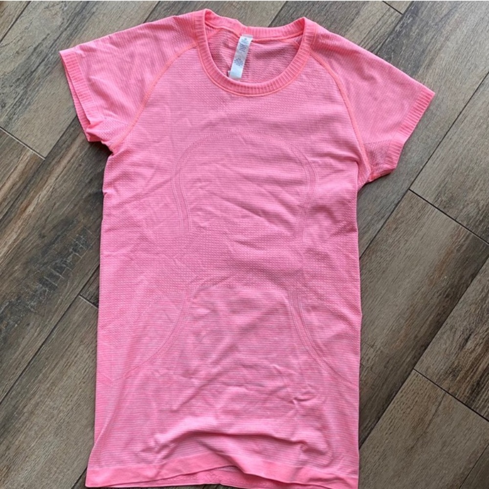 Neon Pink Lululemon Swiftly Tech Tank